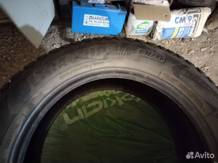 Goodyear UltraGrip Ice Arctic SUV 255/55 R19 111T
