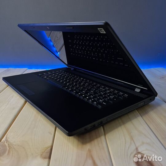Ноутбук Lenovo G700