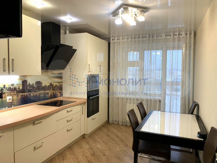 3-к. квартира, 97,9 м², 12/16 эт.