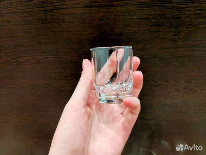 Стаканы и рюмки