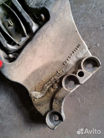 Кронштейн АКПП Audi A6 C6