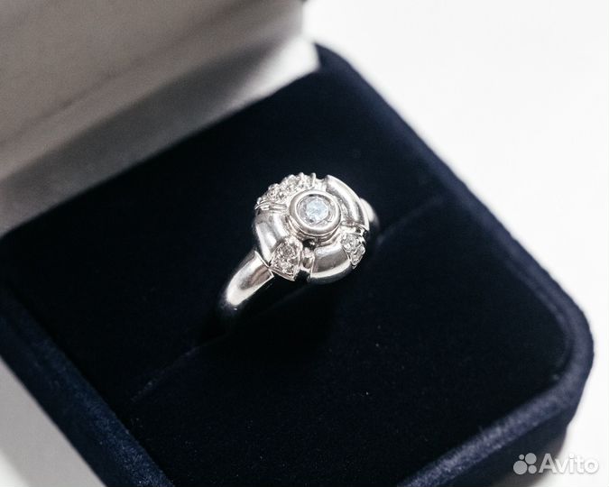 Серебряное кольцо