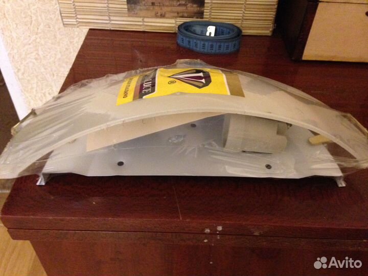 Светильник новый