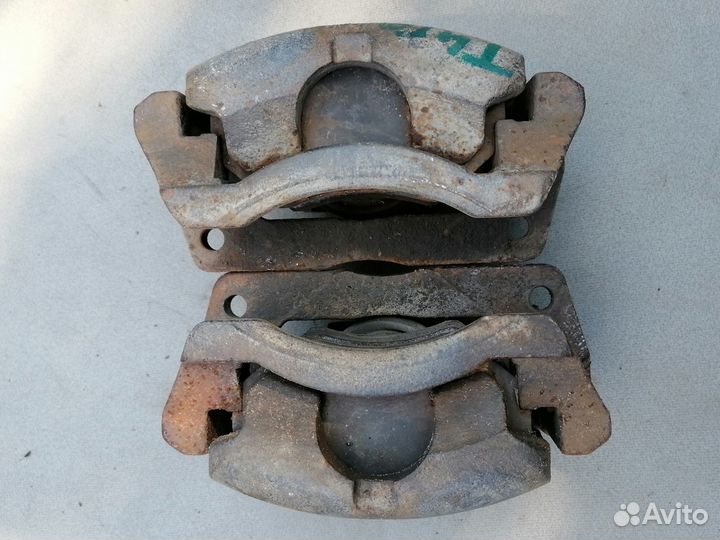 Суппорт тормозной передний Chery Tiggo T11