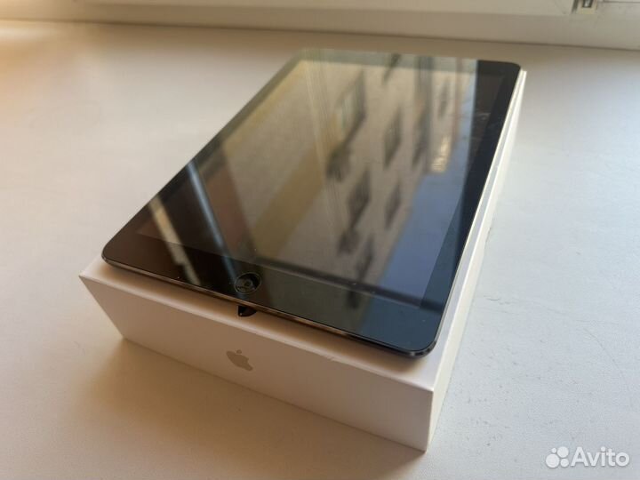 Планшет apple iPad air 1