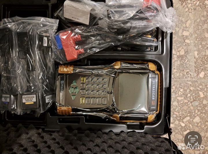 Автомобильный диагностический сканер