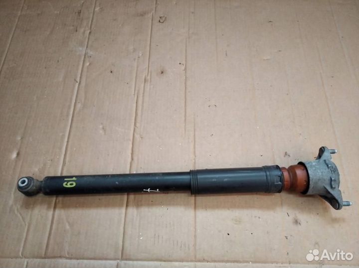 Стойки задние w117 CLA-class 651.930 2016