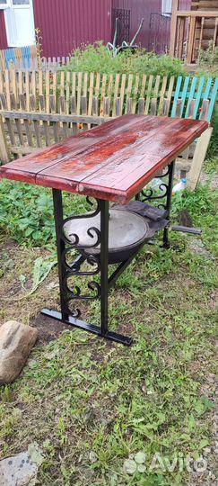 Садовый столик