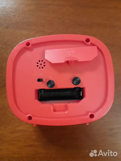 Часы настольные будильник