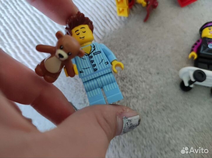 Lego минифигурки из 6 серии
