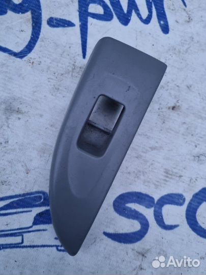 Кнопка стеклоподъемника задняя левая Subaru