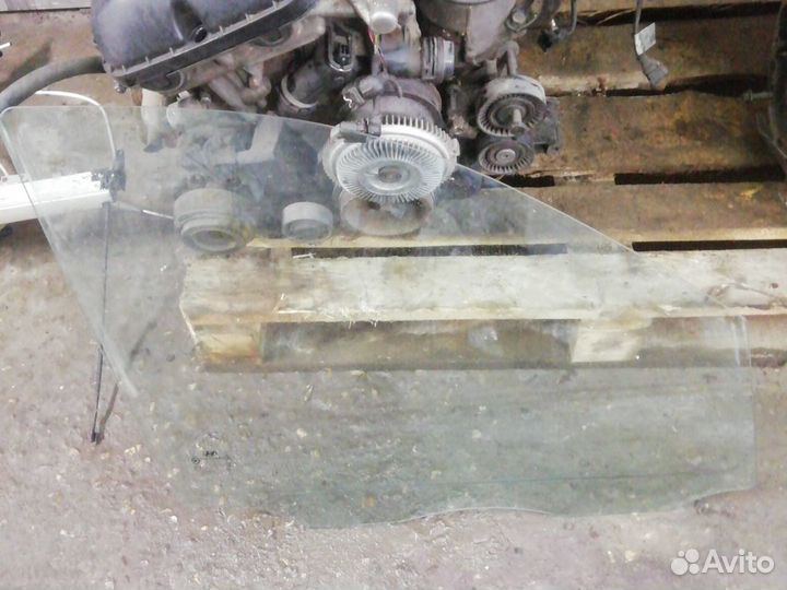 Стекло переднее правое хендай сантафе 2