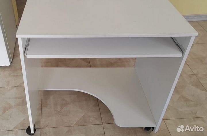 Компьютерный стол б/у