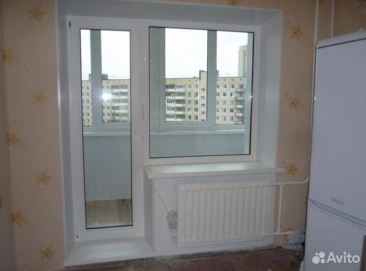 Дверь балконная с отделкой