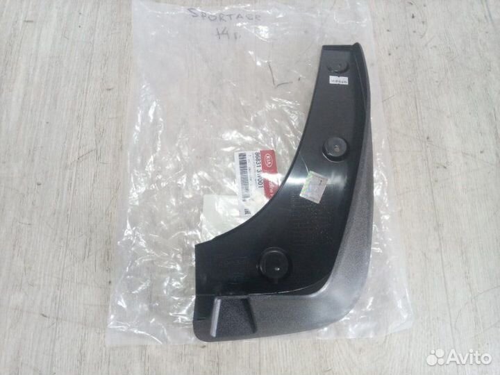 Брызговик левый Kia Sportage 2010-2015