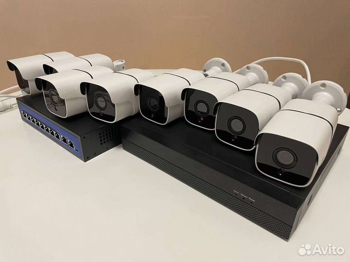Комплект ip видеонаблюдения 8 камер Poe 5Мп