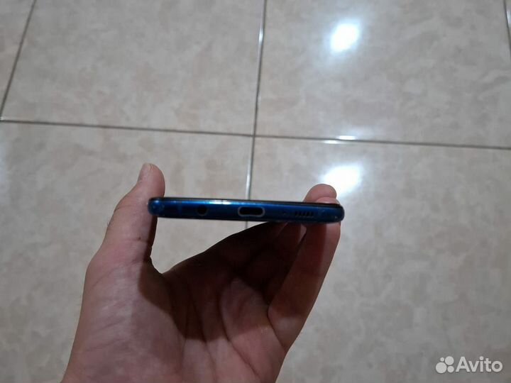 Samsung Galaxy A9 (2018), 8/128 ГБ