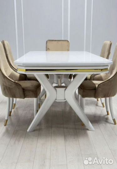 Стол и стулья от производителя. В наличии