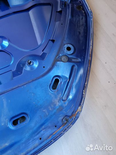 Капот лада Vesta