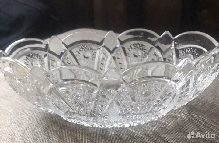 Хрустальная ваза