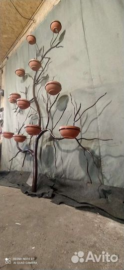 Стойка для цветов настенная