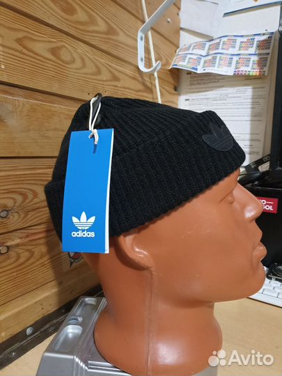 Шапка бини adidas новая