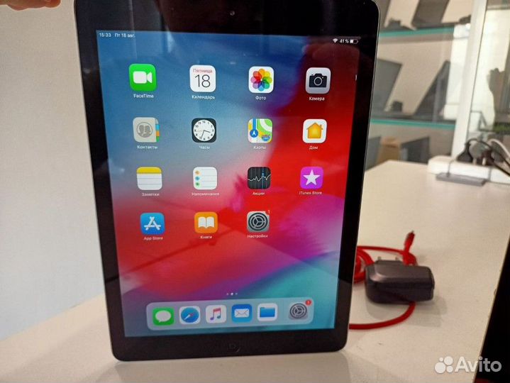 Apple iPad Air 1/16Gb Wi-Fi Планшет Рабочий Ios 12