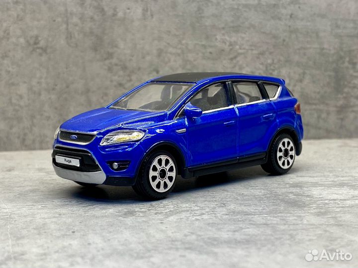 Коллекционная модель Ford Kuga 2009 1:43