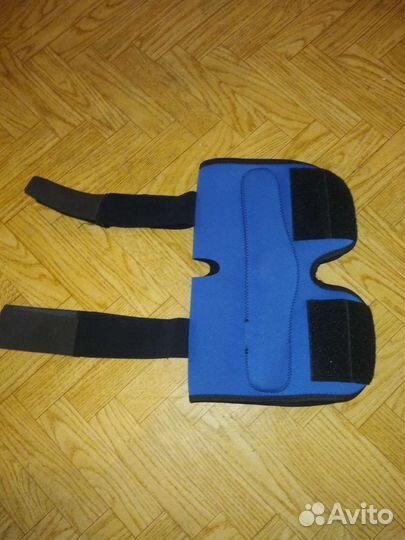 Тутор на коленный сустав