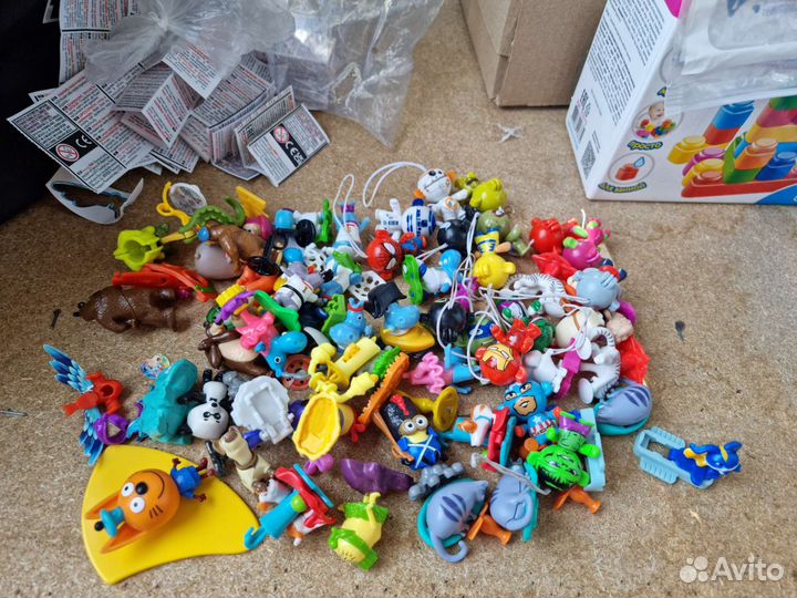 Игрушки kinder пакетом