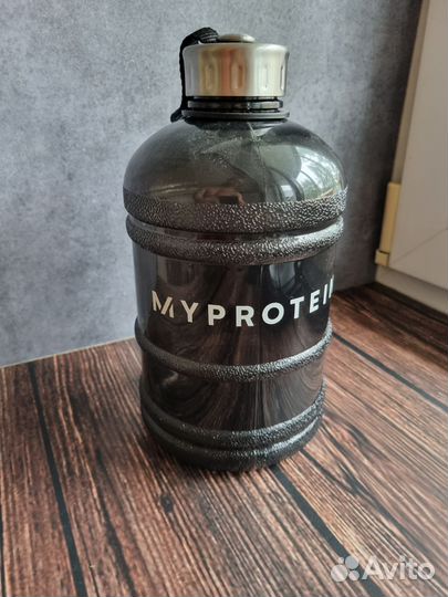 Бутылка для воды 1.9л myprotein