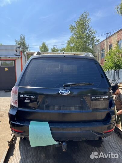 В разборе Subaru Forester SH 2.0 МКПП 2009