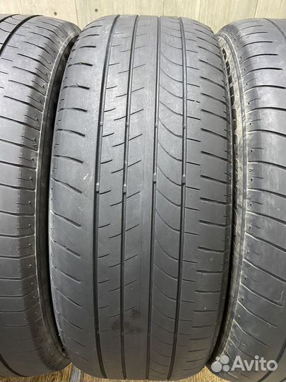 Bridgestone Dueler H/L 33A 235/55 R20