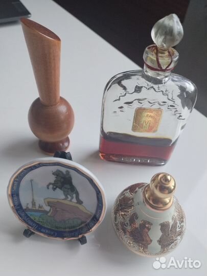 Духи, флаконы СССР сувенир тарелочка