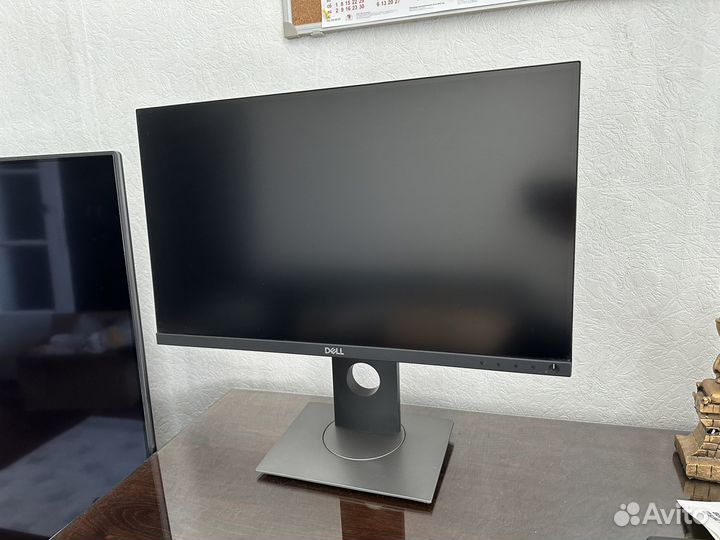 Монитор Dell p2418d