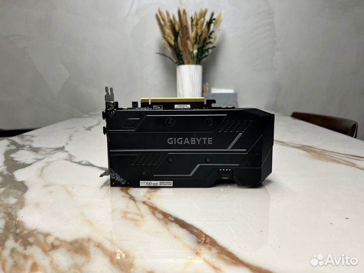 GTX 1660 Ti Gigabyte