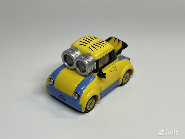 Takara tomy minions