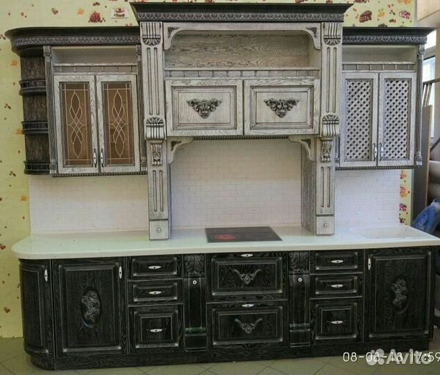 Кухонный гарнитур из массива дуба