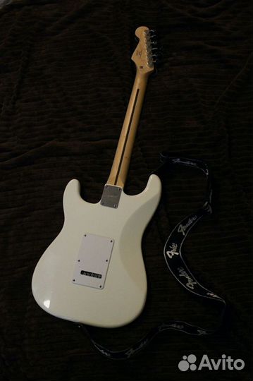 Индонезийский Squier Bullet HSS by Fender