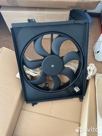 Вентилятор охлаждения Renault Talisman,Megane IV