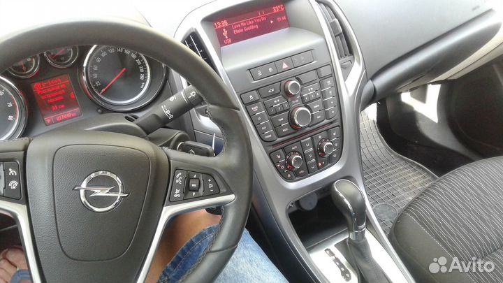 Магнитола штатная на opel astra j