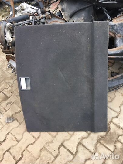 Полка Багажника нижняя Фольксваген Туарег 1