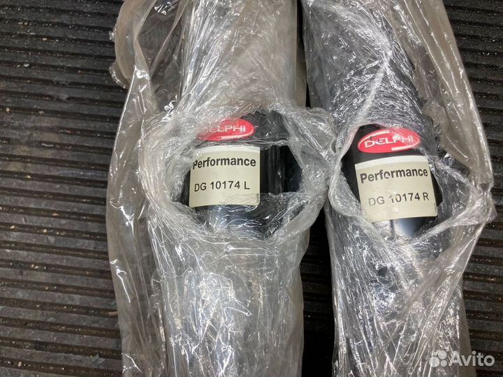 Задние амортизаторы BMW X5 X6 Delphi KG10174