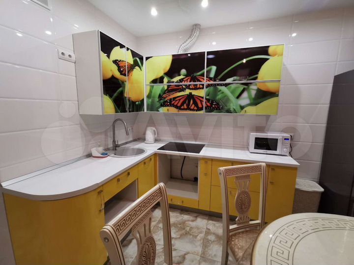 2-к. квартира, 74 м², 6/14 эт.