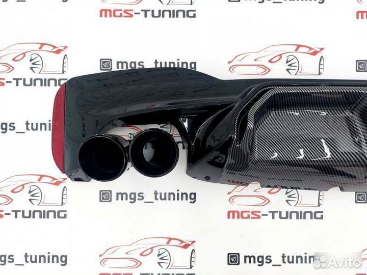 Юбка G30 M5 CS под карбон LED стоп + Акрапович blk