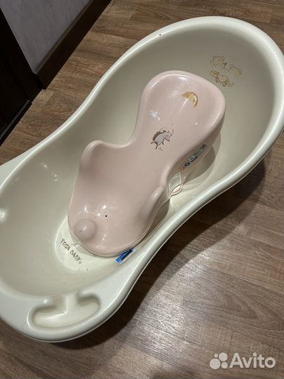 Ванночка для купания с горкой и термометром