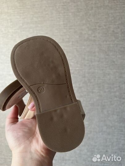 Туфли-сандали для девочки