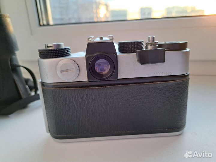 Плёночный фотоаппарат зенит TTL