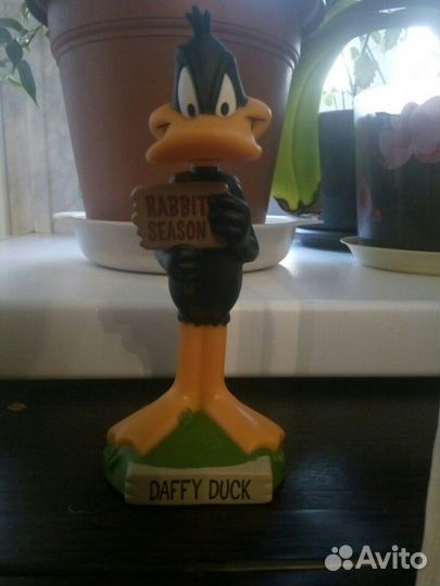 Фигурка башкотряс Funko Daffy Looney tunes