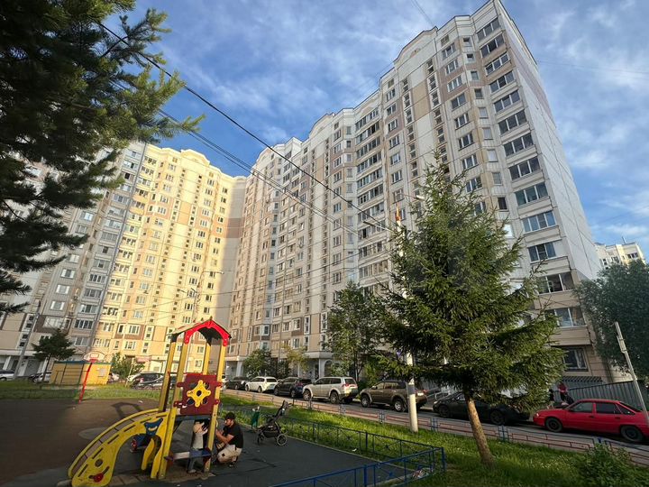 3-к. квартира, 97,6 м², 7/16 эт.